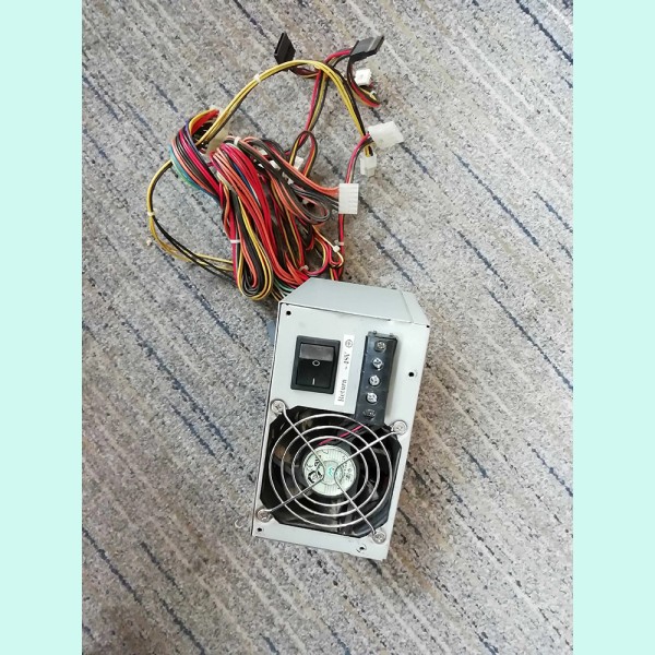 FSP300-60DL48v 산업용 컴퓨터 전원 공급 장치 제품 이미지