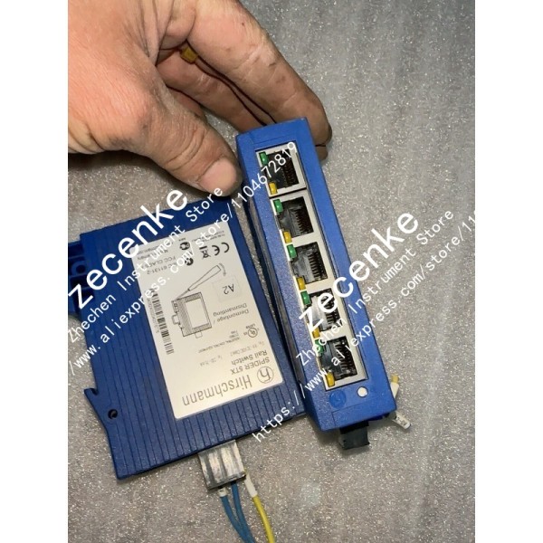 중고 Hirschmann SPIDER 5TX 5포트 산업용 이더넷 DIN 레일 스위치 943824002 작동 제품 이미지