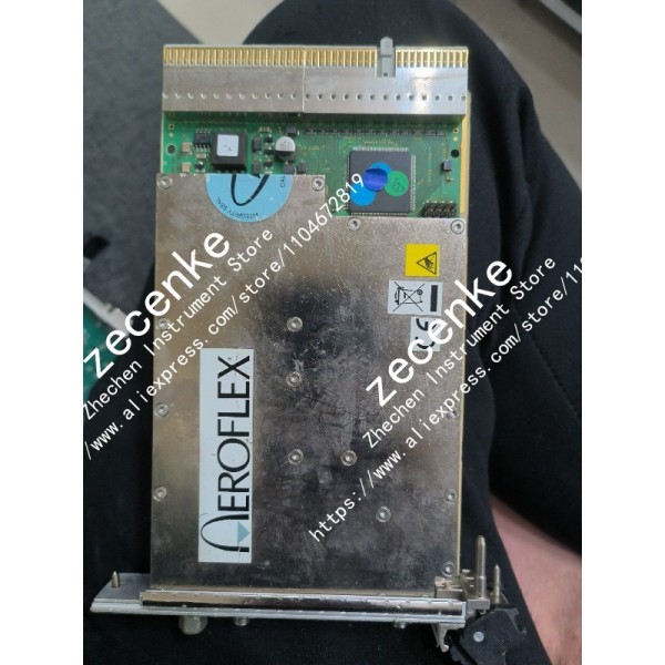 3000 시리즈 RF 테스트 플랫폼용 중고 Aeroflex PXI-3010C 시스템 컨트롤러 모듈 1개 제품 이미지