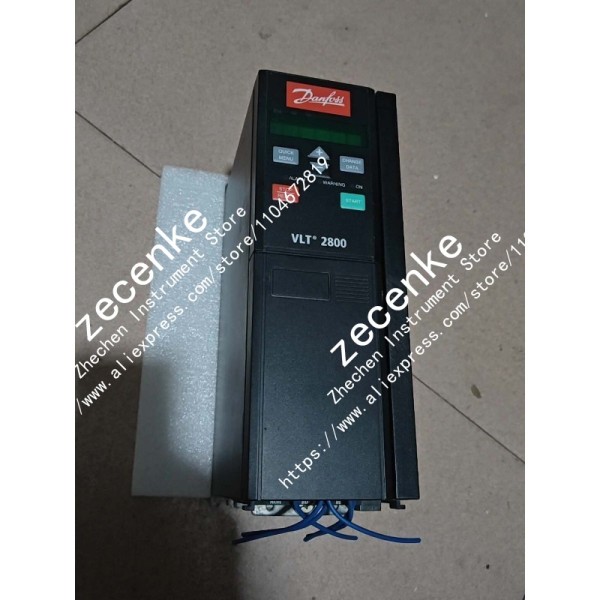 댄포스 VLT2822PT4B20STR0DBF00A00C 2.2KW 380V 3상 VLT2800 시리즈 VFD 인버터 제품 이미지