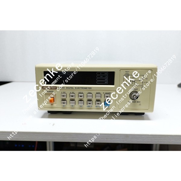1PC 중고 ADVANTEST R8240 전위계 마이크로 피코암페어 초고저항 측정기 상태 양호 제품 이미지