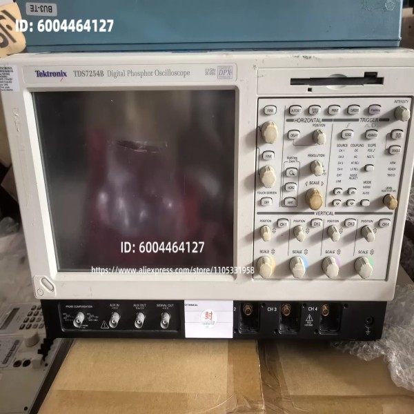 텍트로닉스 TDS7254B 디지털 포스퍼 오실로스코프 2.5GHz 20GSs 제품 이미지