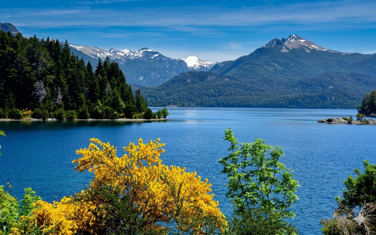 Camino de los Siete Lagos: El Desfile de Espejos de la Patagonia — Patagonia
