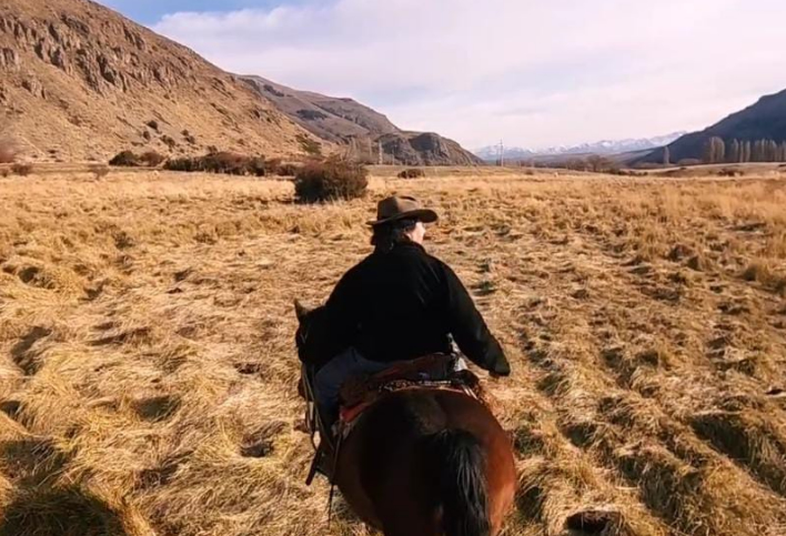 Cavalgada em família nas montanhas de Esquel, Patagônia argentina — foto 4