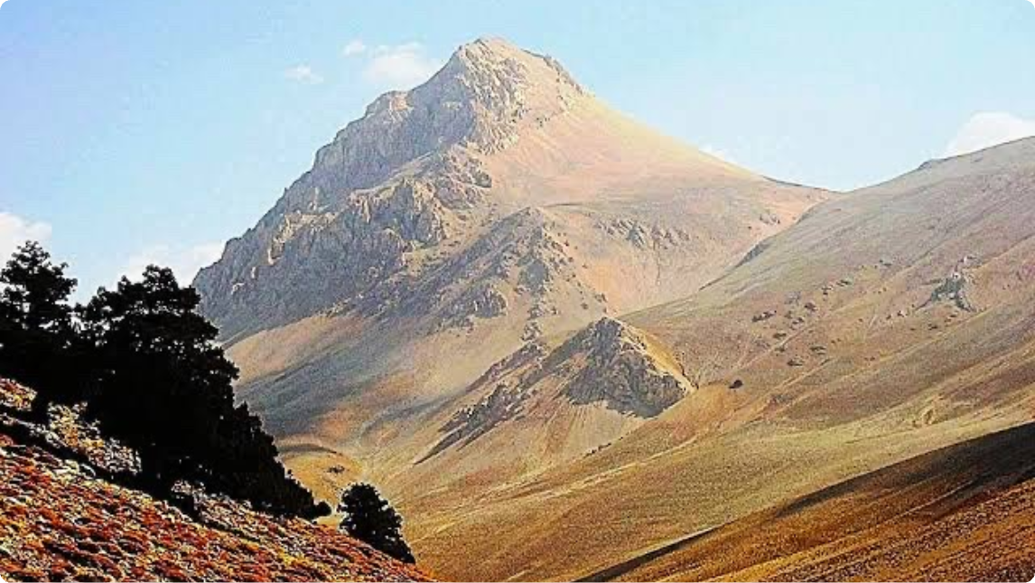 Kızlar Sivrisi Zirve