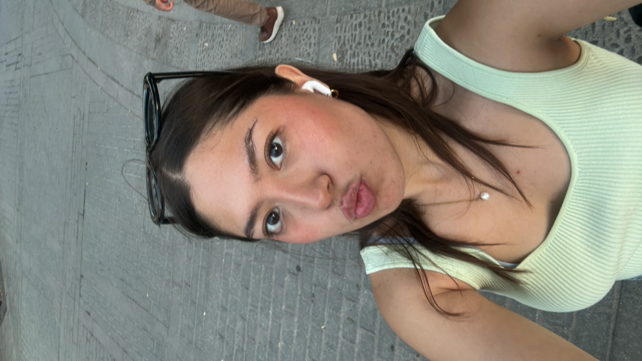 FM-hv7CC2's profile picture