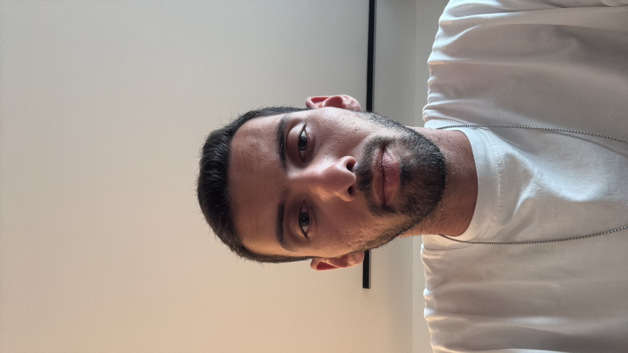 FM-C2P9vu1's profile picture