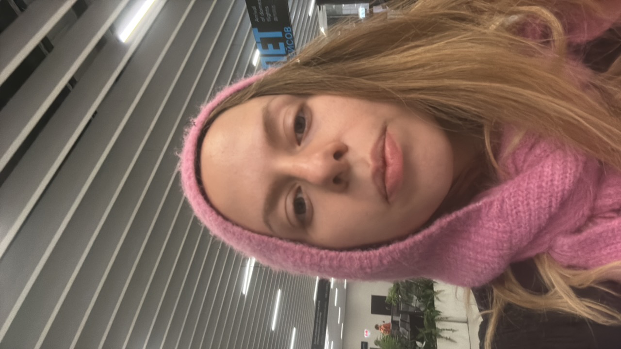 FM-5viFC3's profile picture