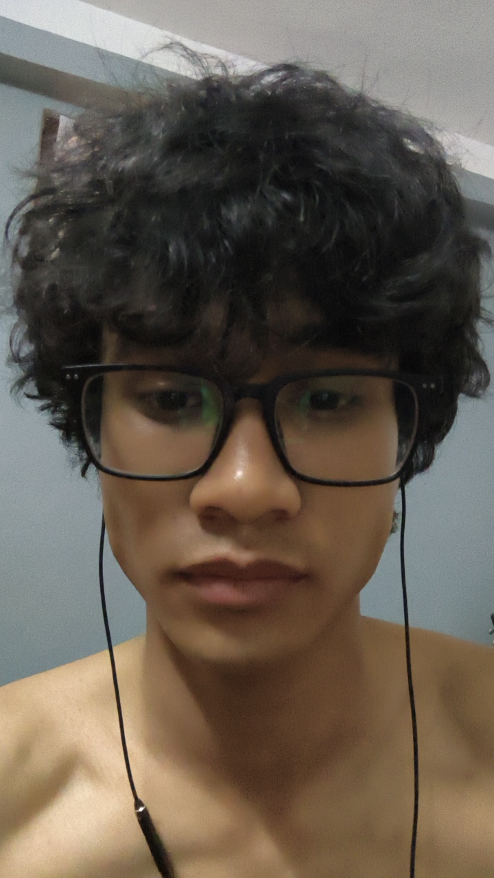 FM-NZU1kmn's profile picture