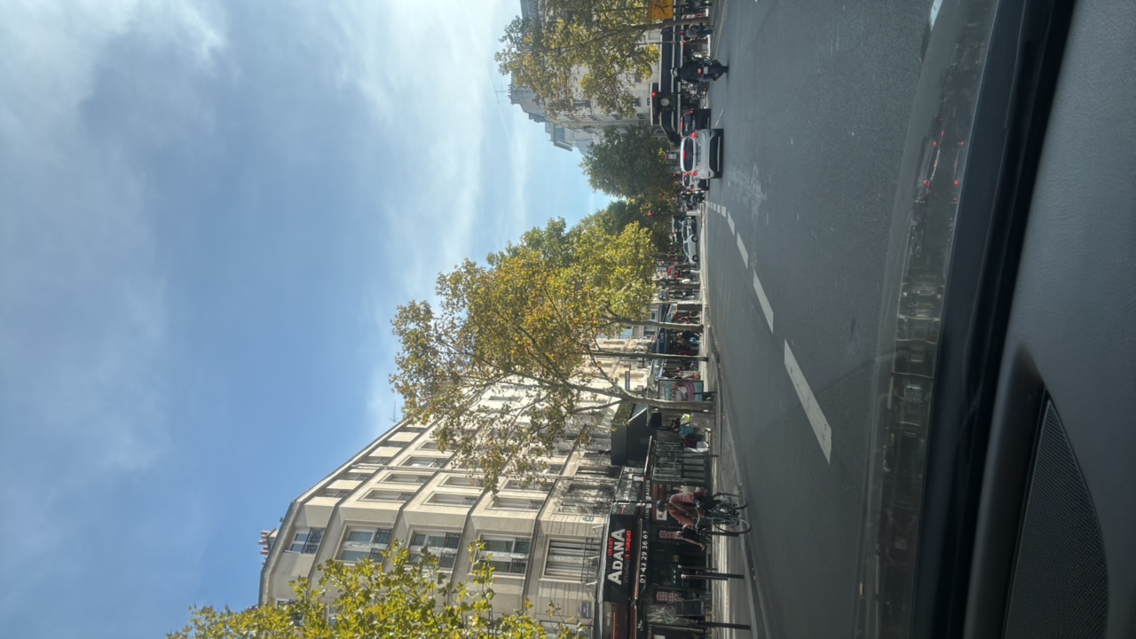 FM-B8cTw1's profile picture