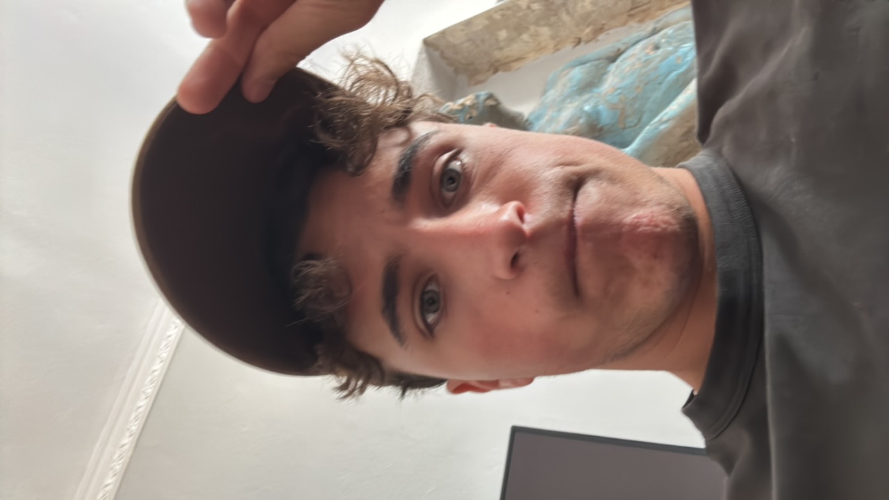 FM-zV20o5W's profile picture