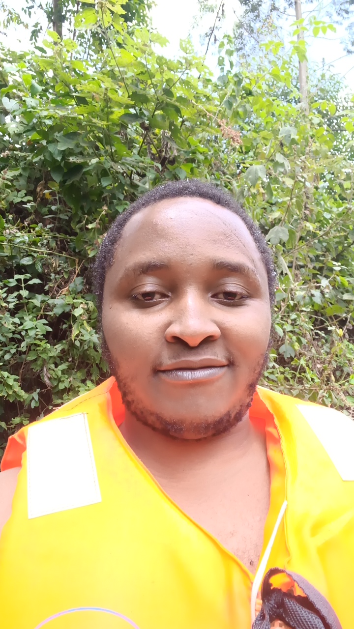 FM-0rJSh1's profile picture