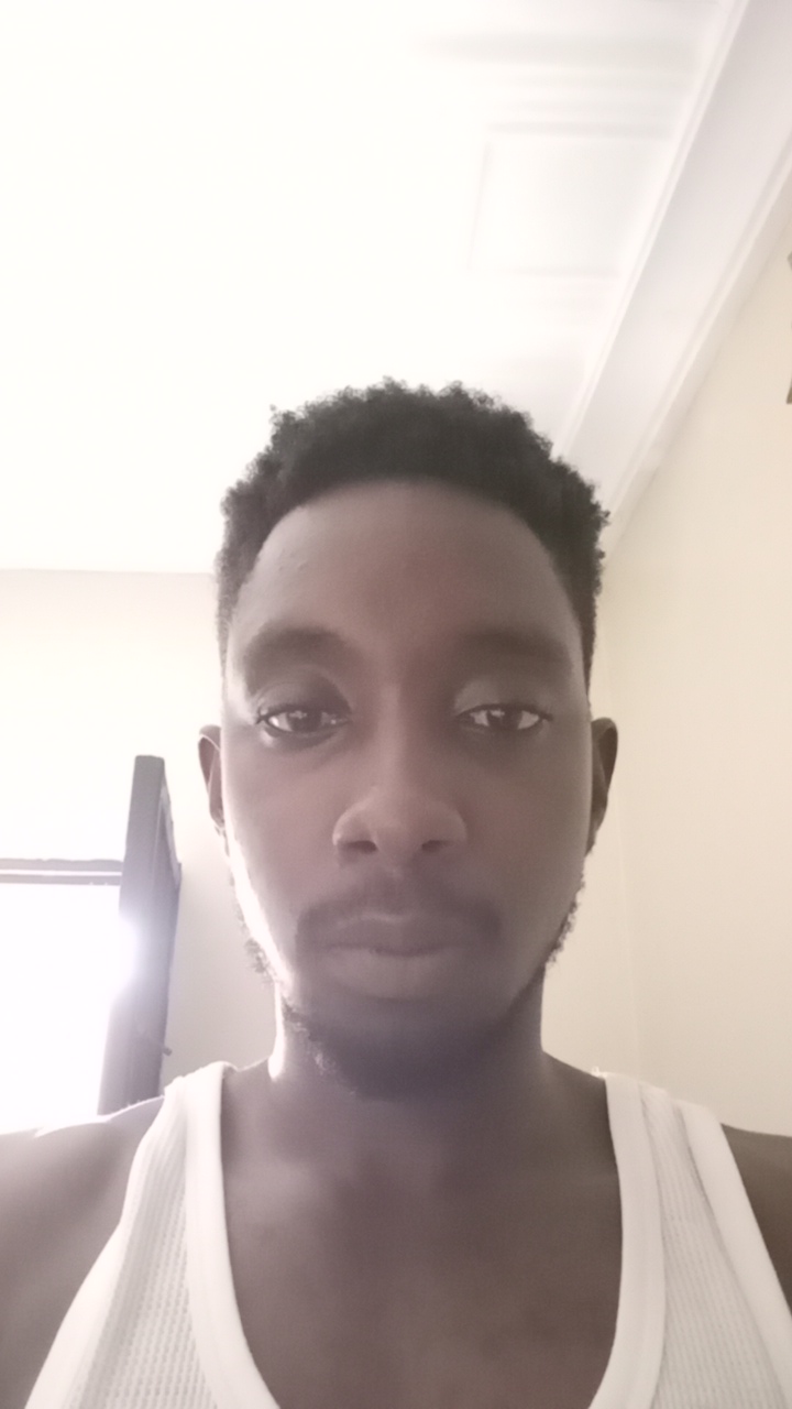 FM-rwpXGmW's profile picture