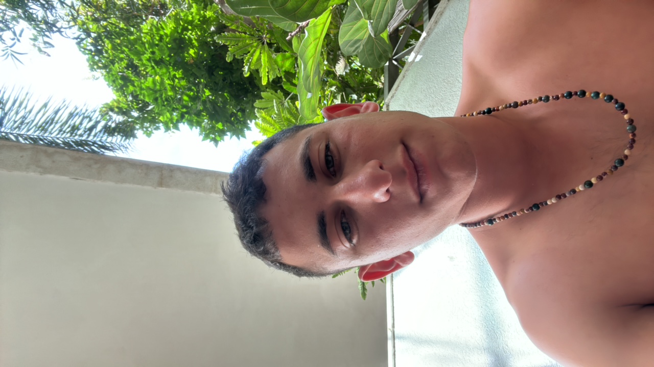 FM-eX6IS2's profile picture