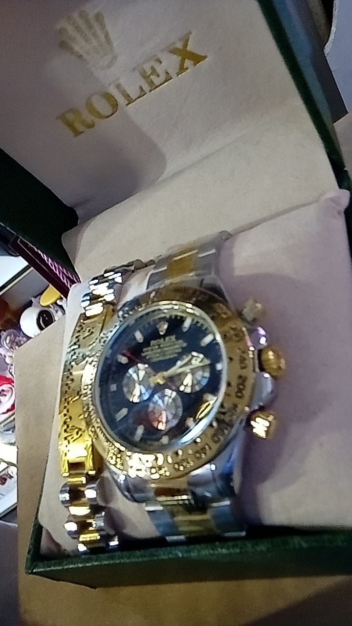 FM-zlWXg1's profile picture