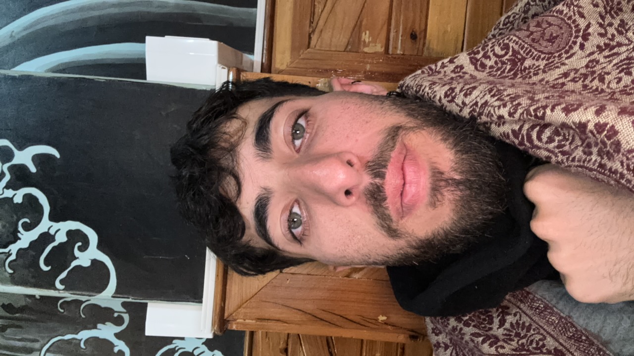 FM-qdUeY2's profile picture