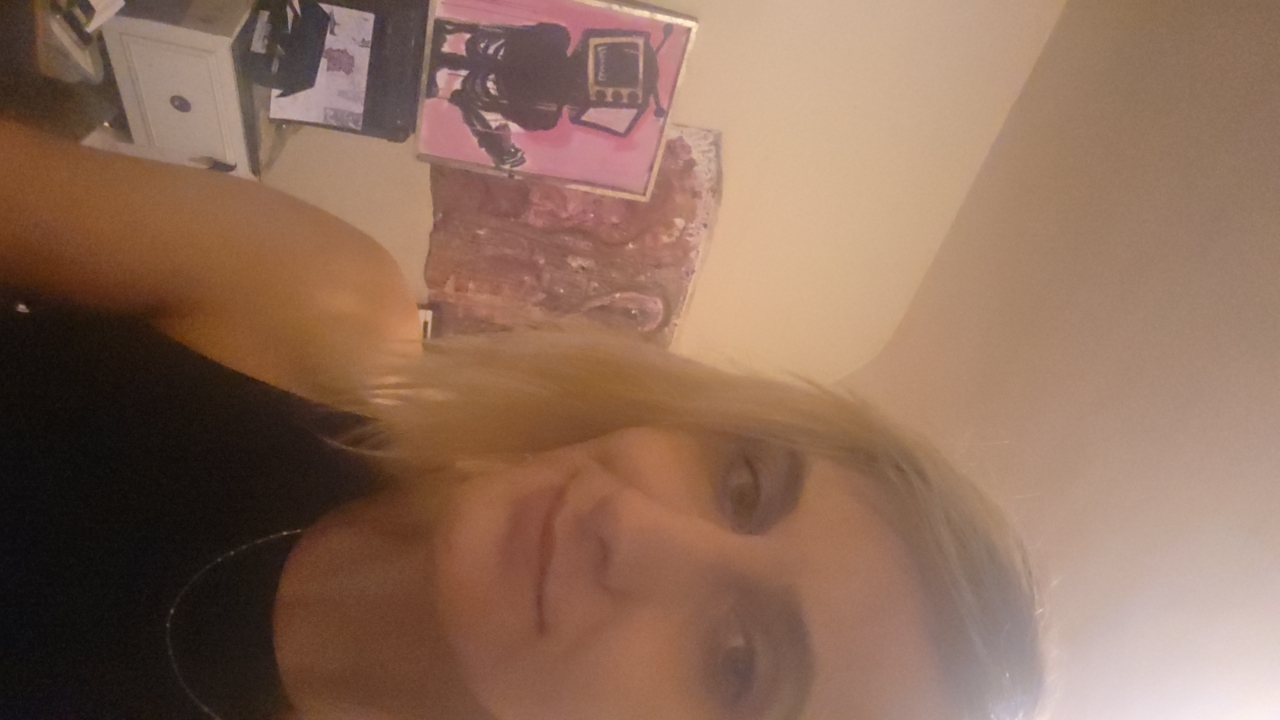 FM-TnHsk2's profile picture