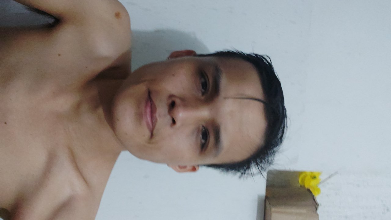 FM-8cDrC2's profile picture