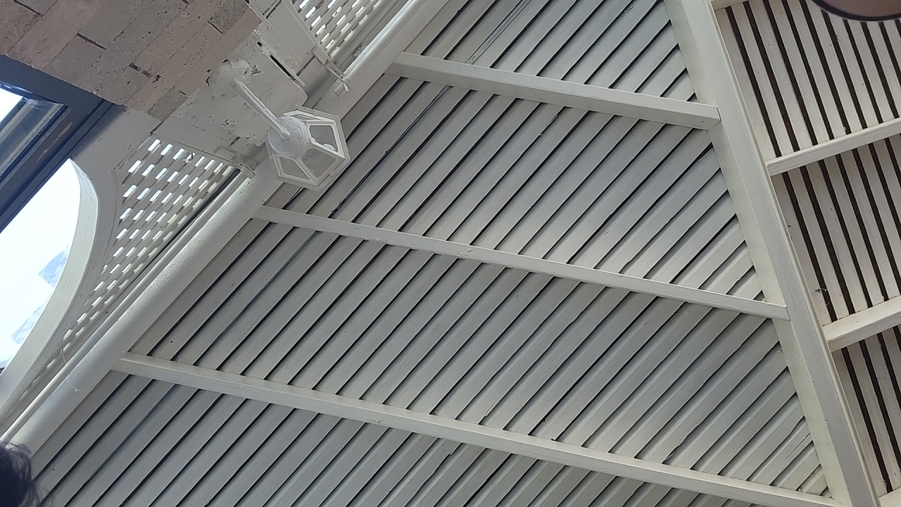 FM-hFZzS2's profile picture