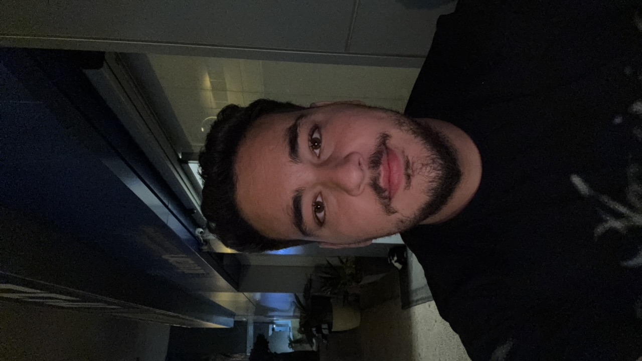 FM-EoQrr1's profile picture