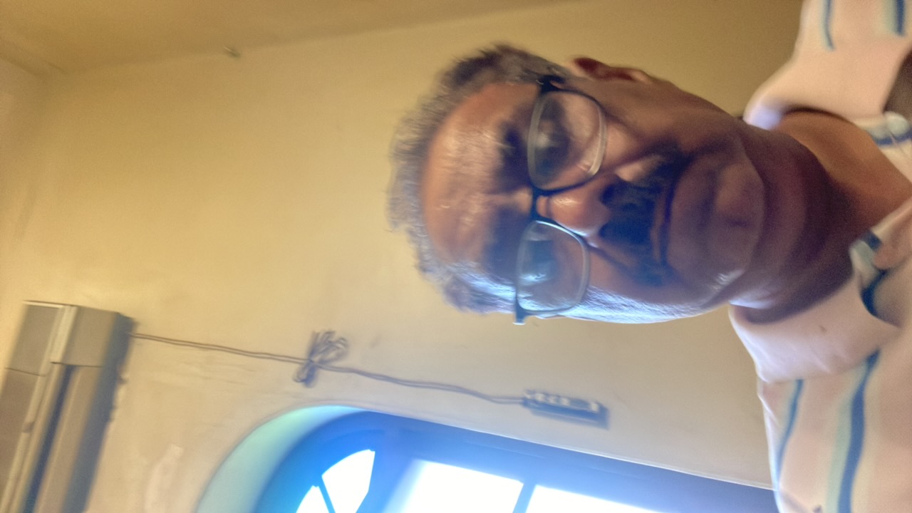 FM-LZmUorf's profile picture