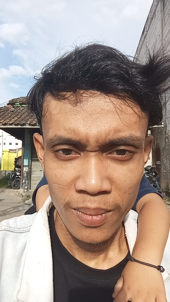 FM-1a4690z's profile picture