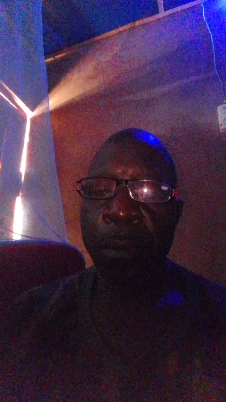 FM-7YWfh1's profile picture