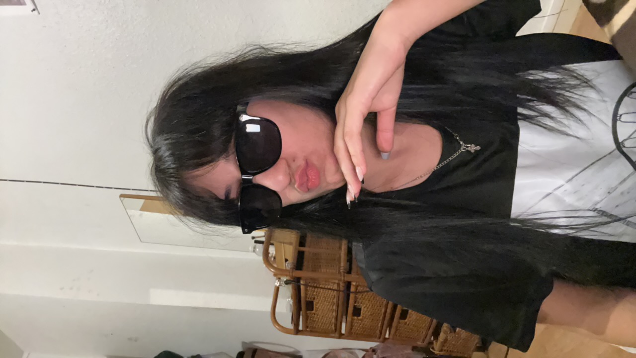 iza's profile picture