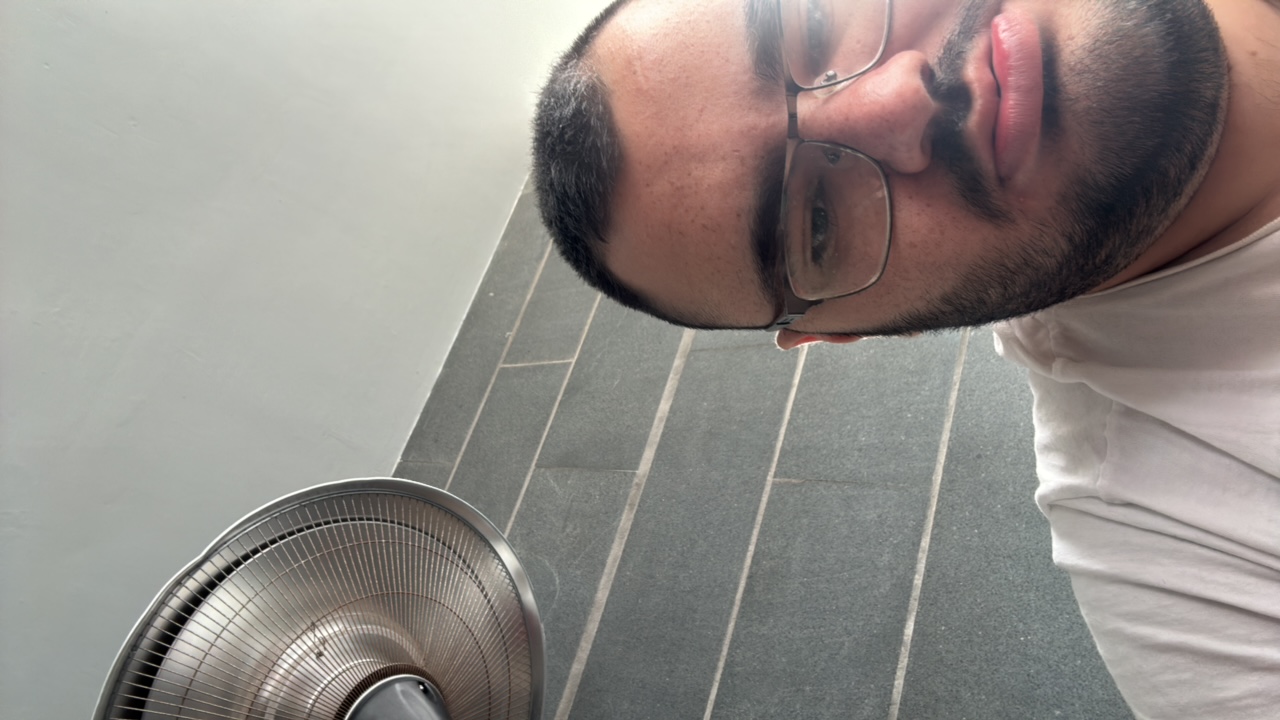 FM-CxqtmMS's profile picture
