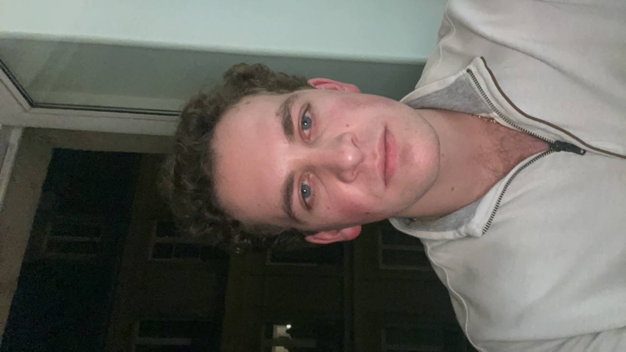 FM-4usgR2's profile picture