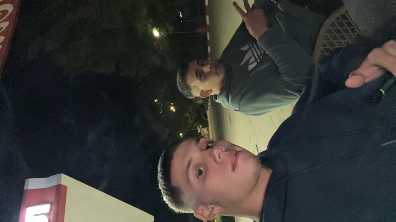 6RJZ9SKCDwdXDFUgyLon4waFyZc2