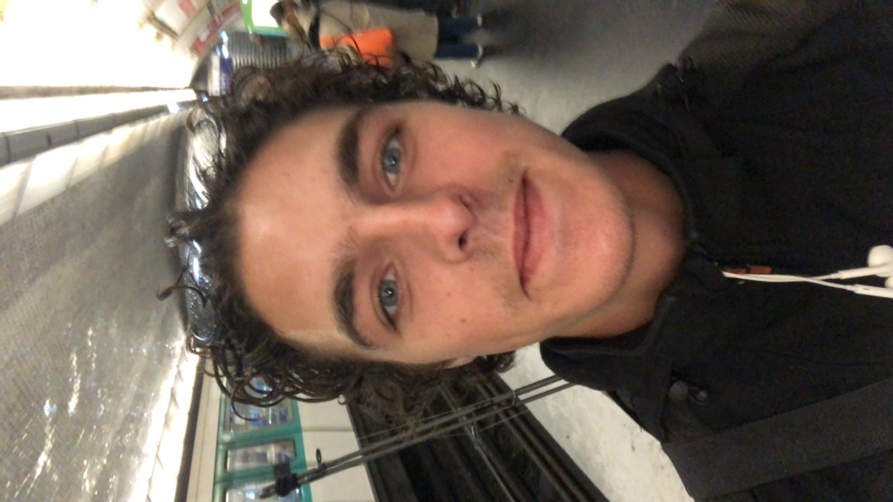 FM-R1Zyf2's profile picture