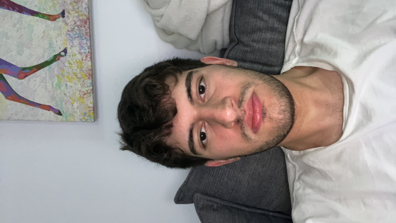 FM-R9DMlqK's profile picture