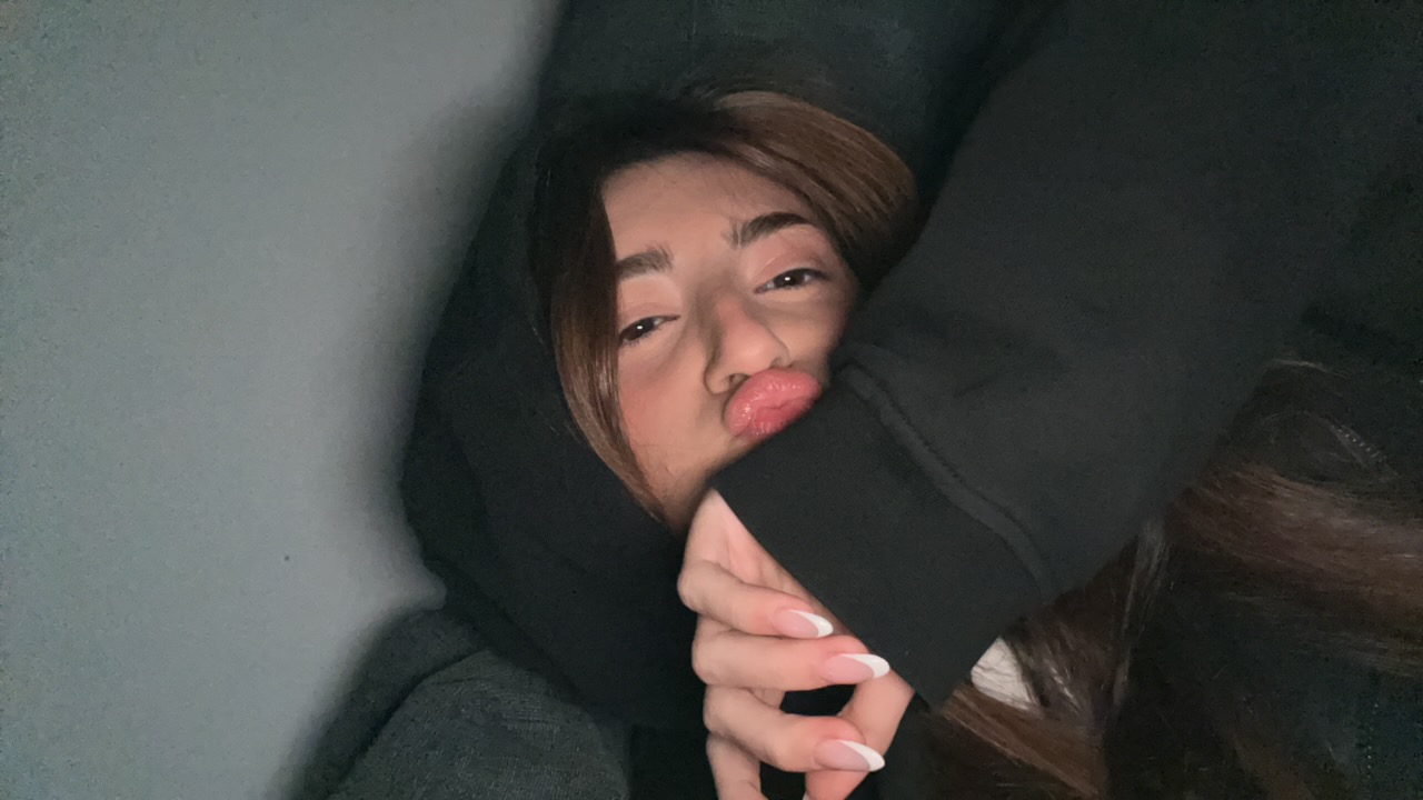 YANA's profile picture