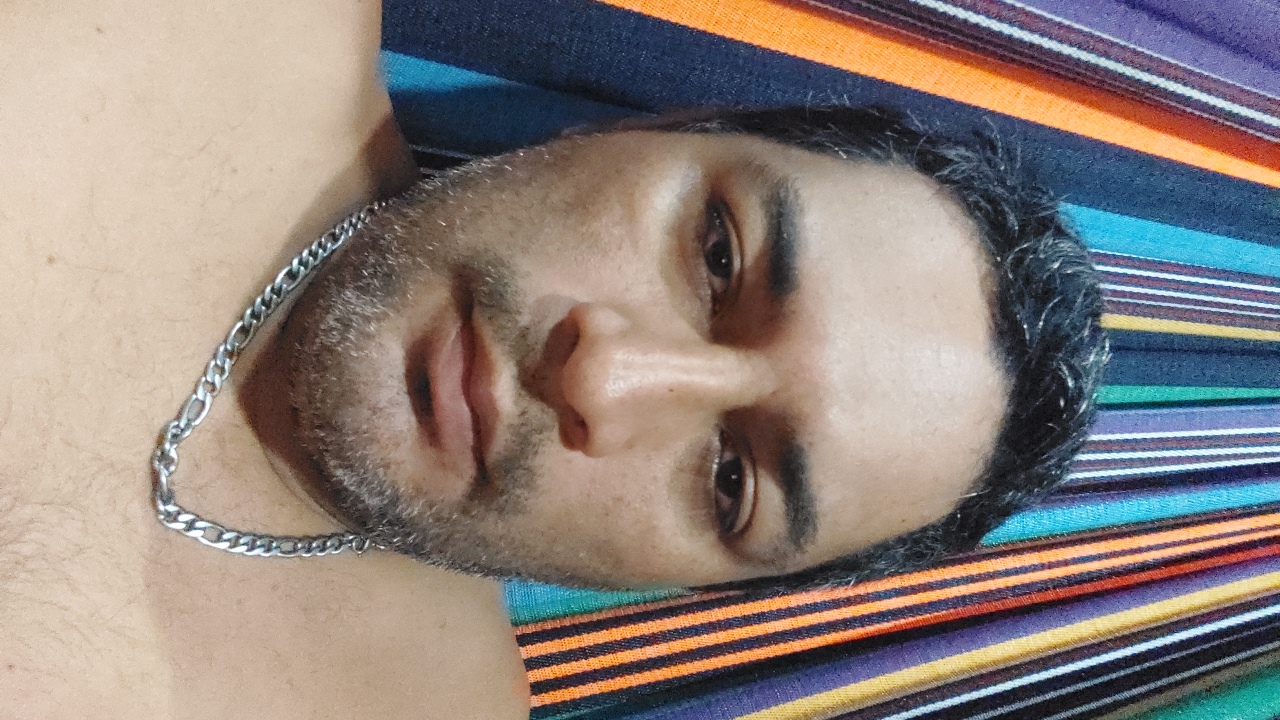 FM-VTUW5TO's profile picture