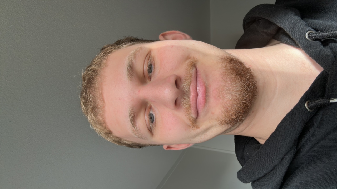 iooo 's profile picture