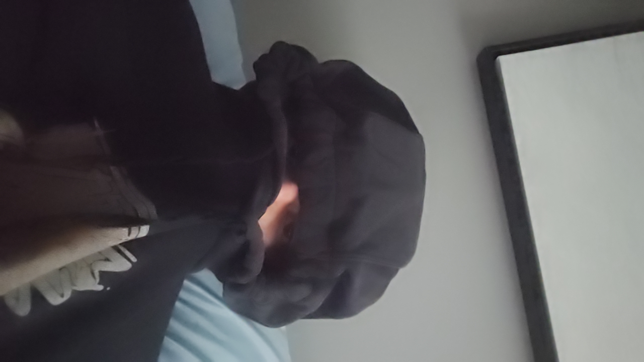 V1CT4URE's profile picture