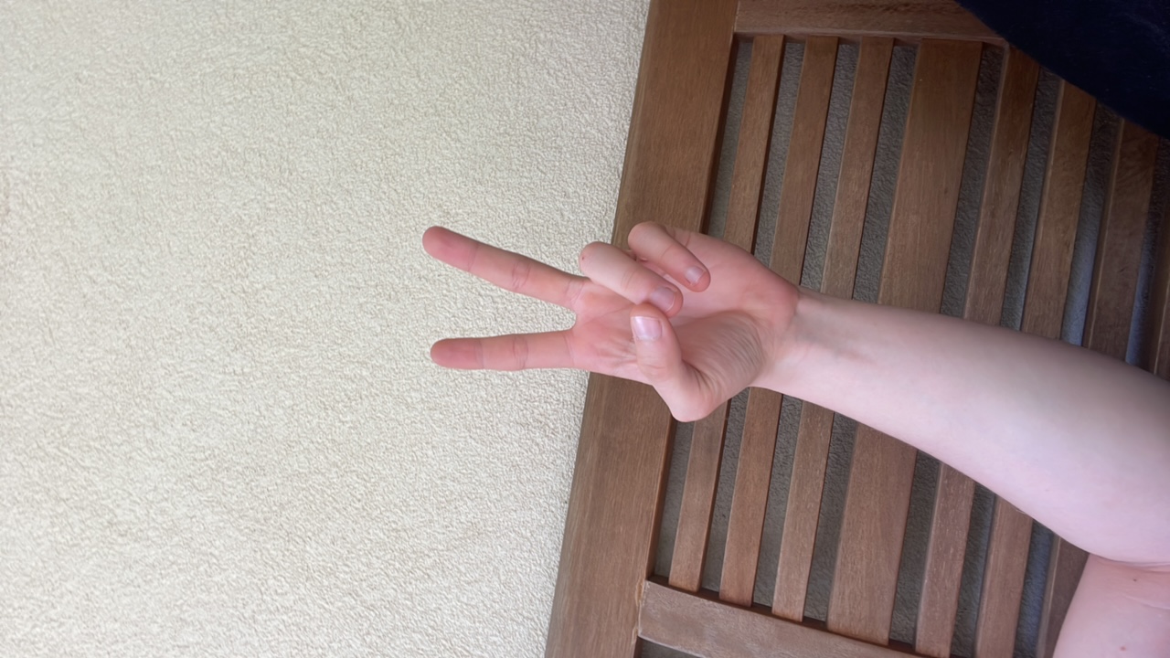 FM-NgzQjzL's profile picture
