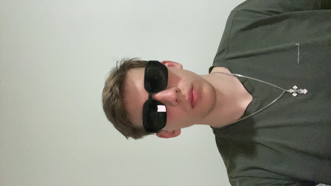 FM-9fmCZD1's profile picture