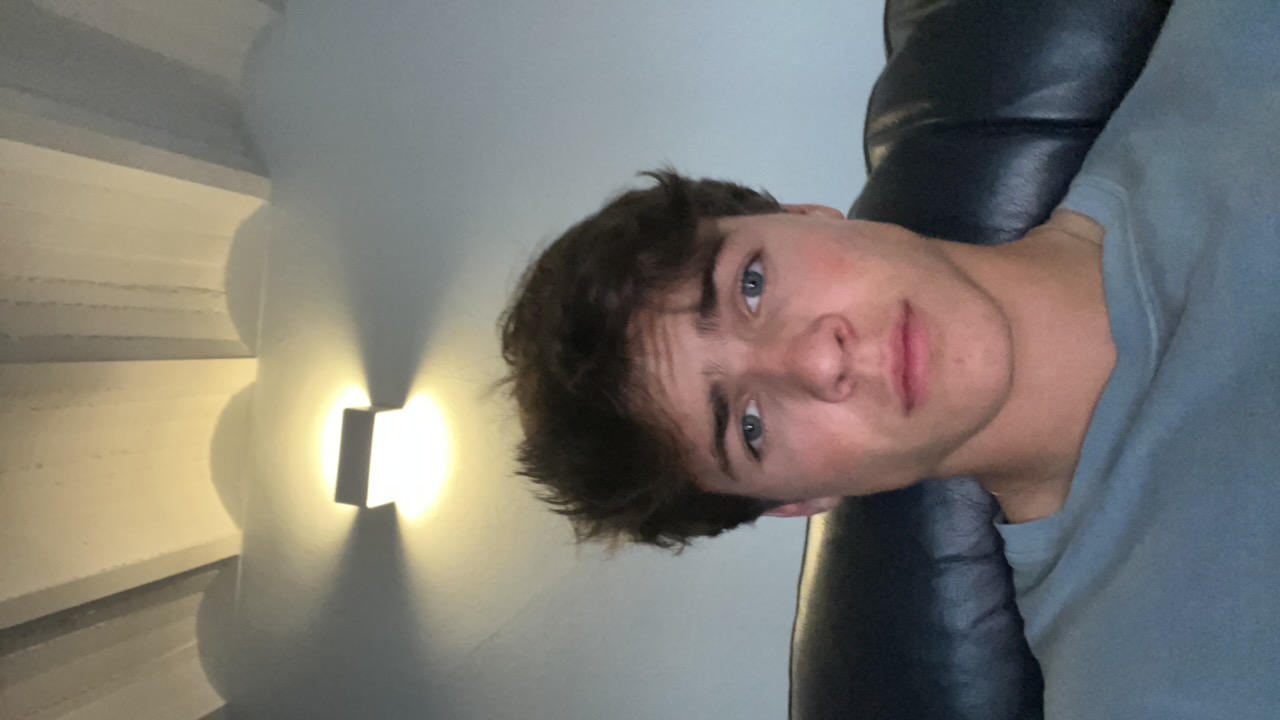 FM-oi689S2's profile picture