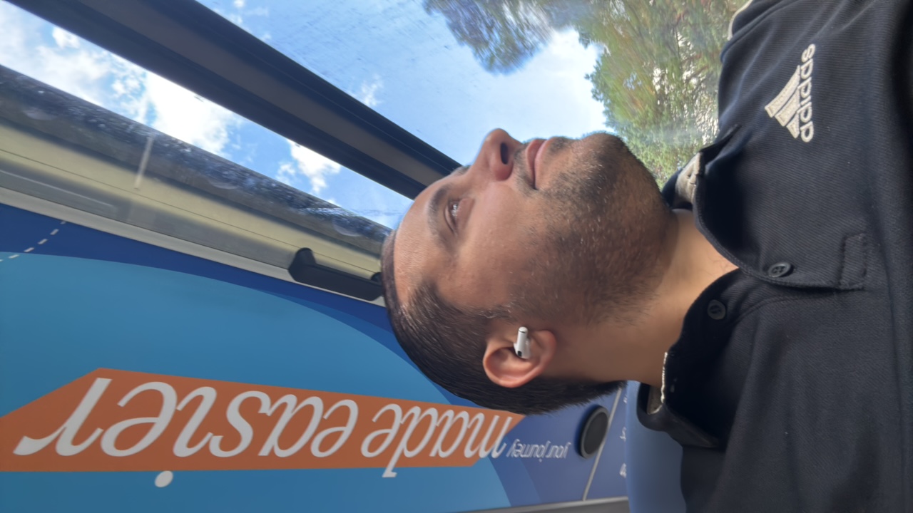 FM-2a4fuEs's profile picture