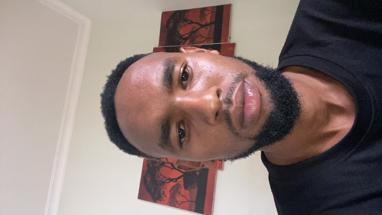 FM-ss6v3QS's profile picture