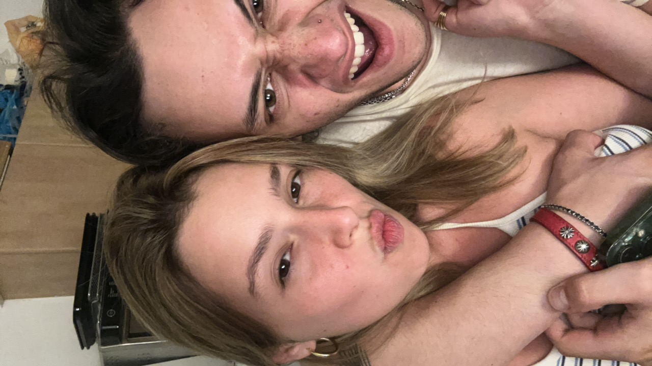 FM-1OKMiKj's profile picture