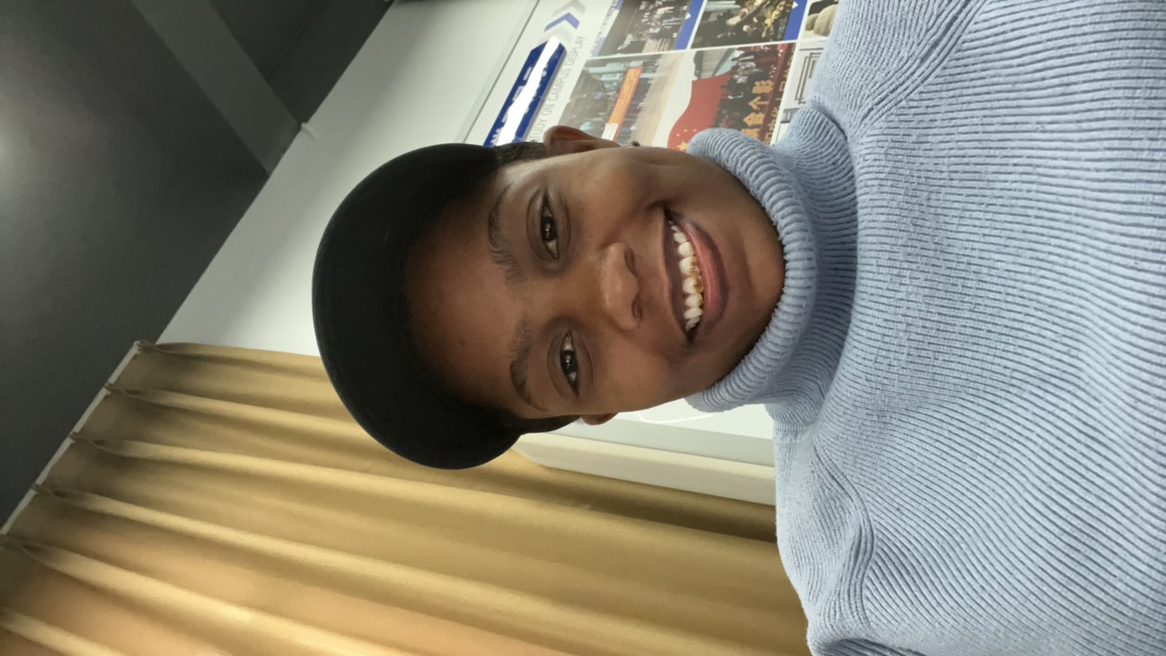 FM-muURygJ's profile picture
