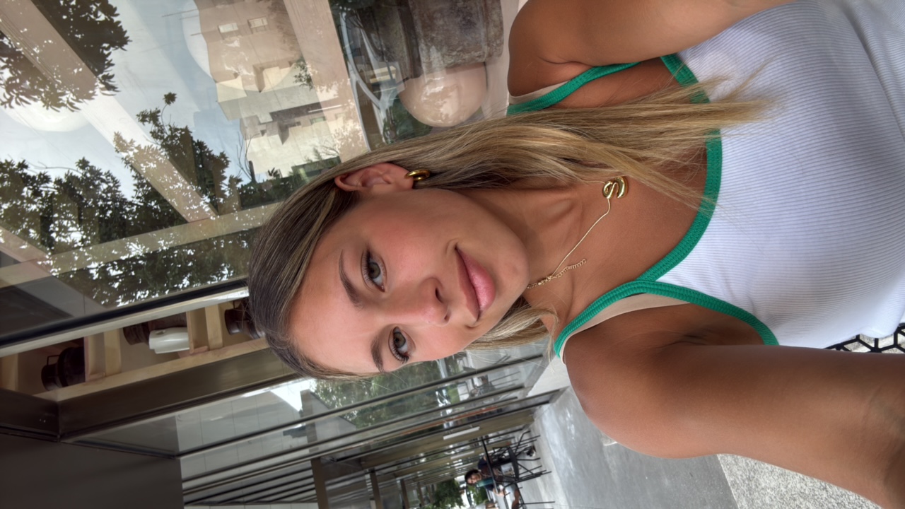 nicole.buentello's profile picture