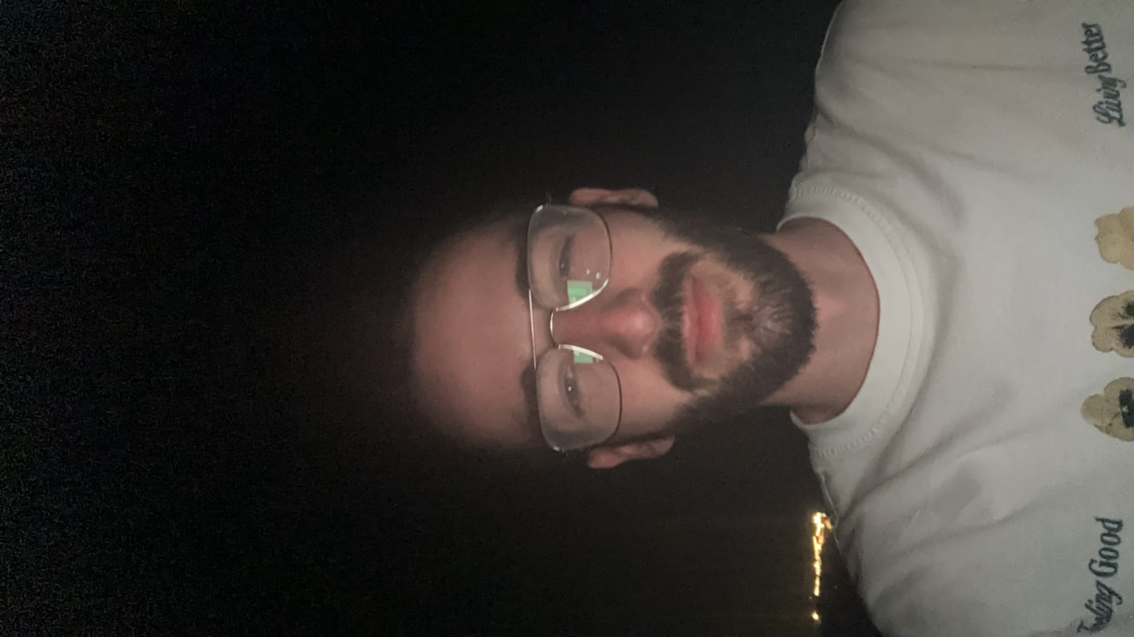 FM-CXr2pGs's profile picture