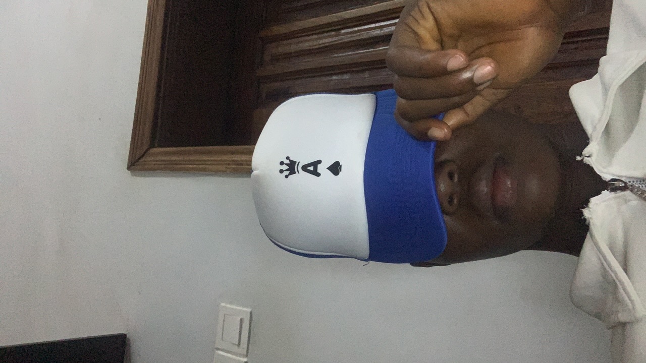 TØBÏ nation's profile picture