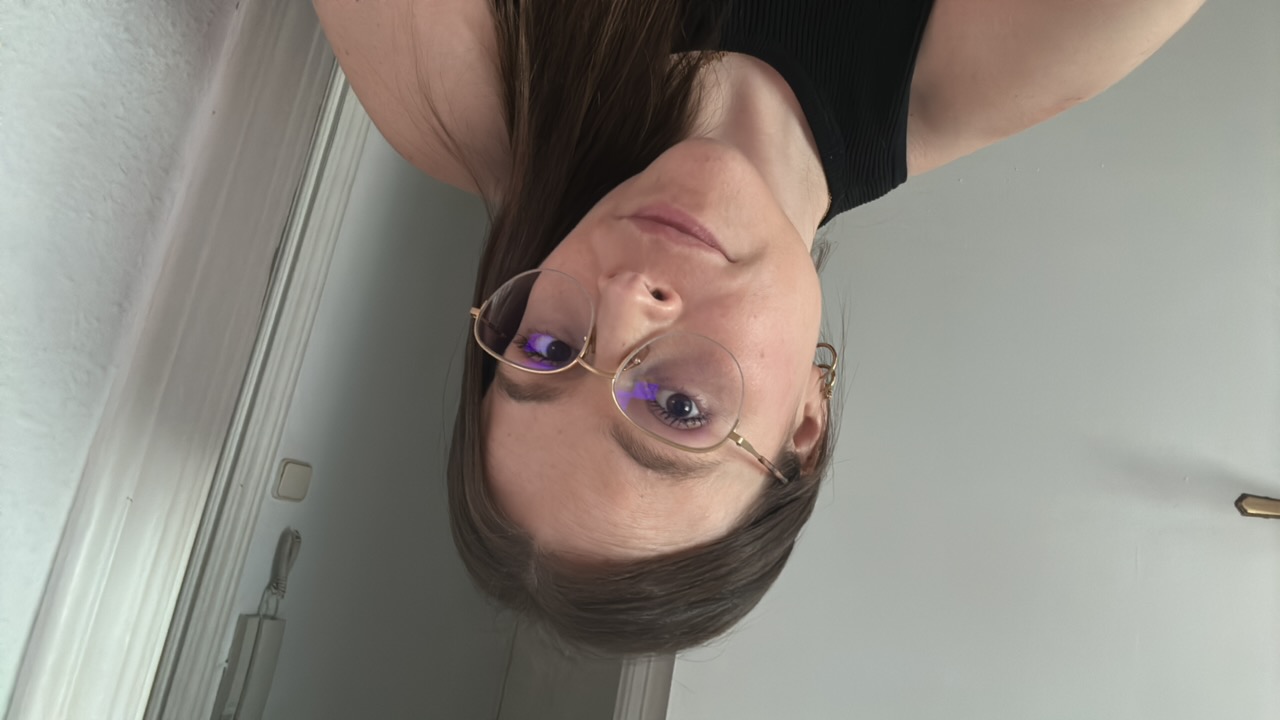 FM-6GjX42's profile picture