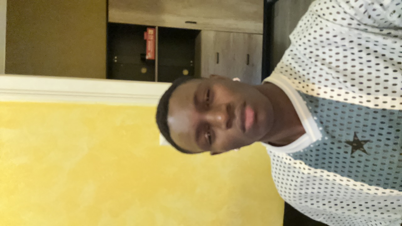 FM-Wzm2Xs6's profile picture