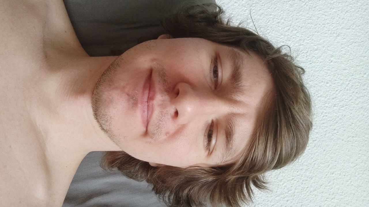 Llub0EOXN8QEZSibwFfEsy9VNpY2